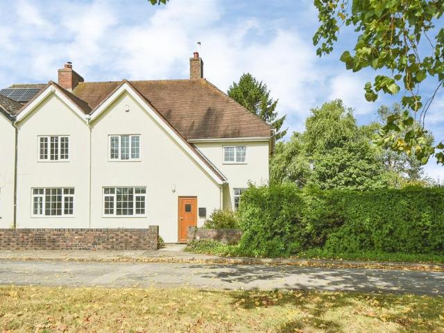 House for sale in Cherhill, Wiltshire