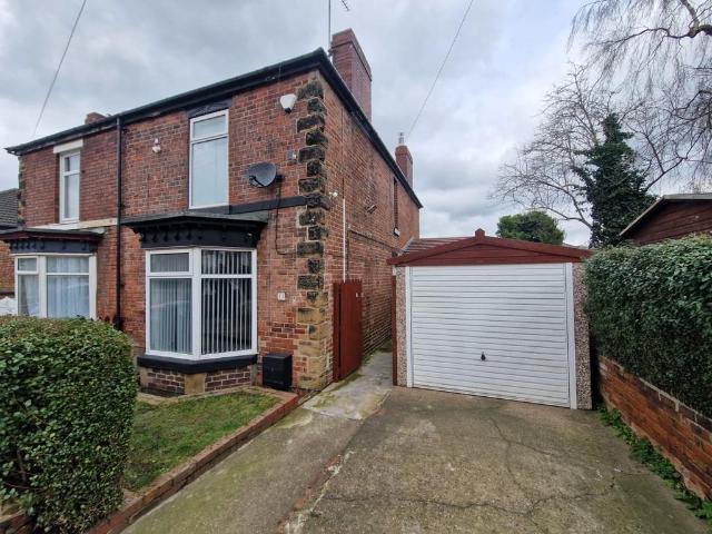 House for sale in Clifton, South Yorkshire