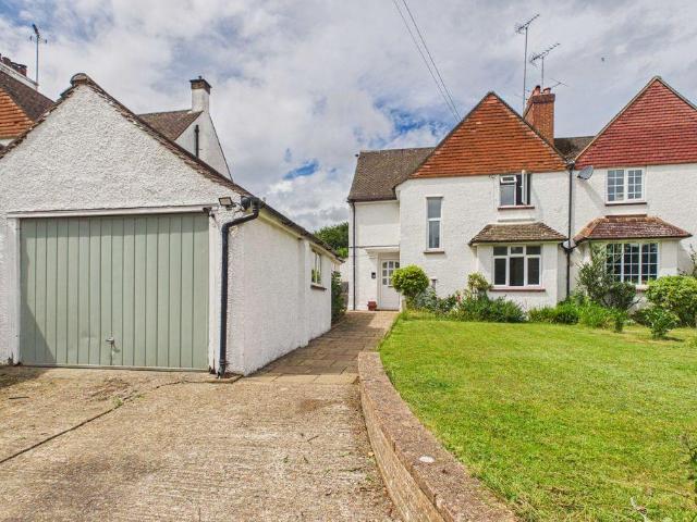 House for sale in Red Hill, Surrey