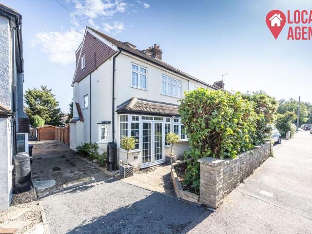 House for sale in Monks Orchard, Kent