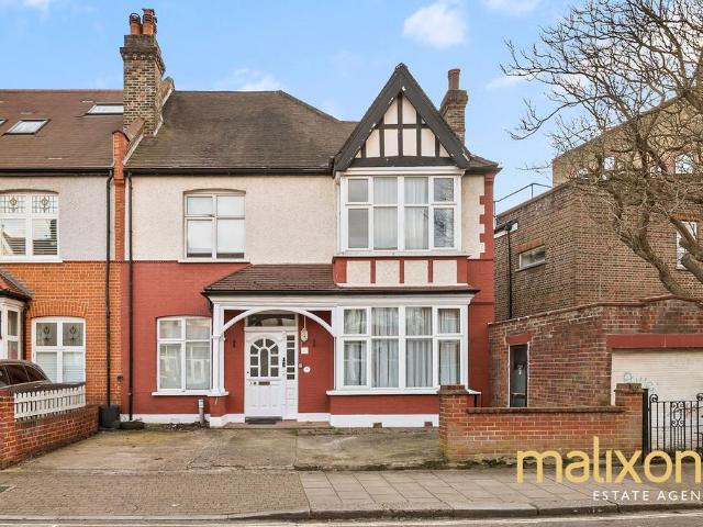 House for sale in London Borough of Lambeth, Greater London