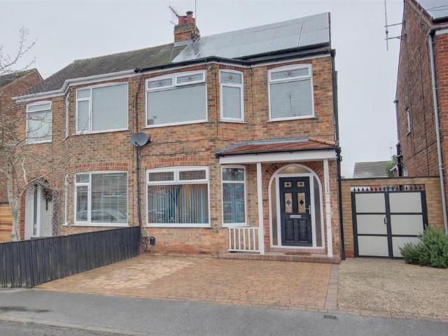 House for sale in Molescroft