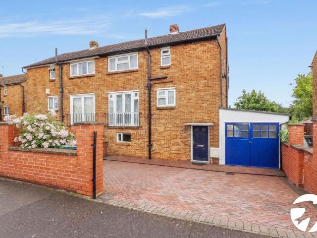 House for sale in London Borough of Bexley, Greater London