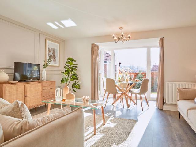 House for sale in Sneedhams Green, Gloucester