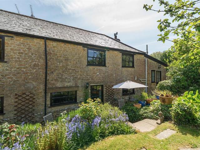 House for sale in Broadwindsor, East Dorset