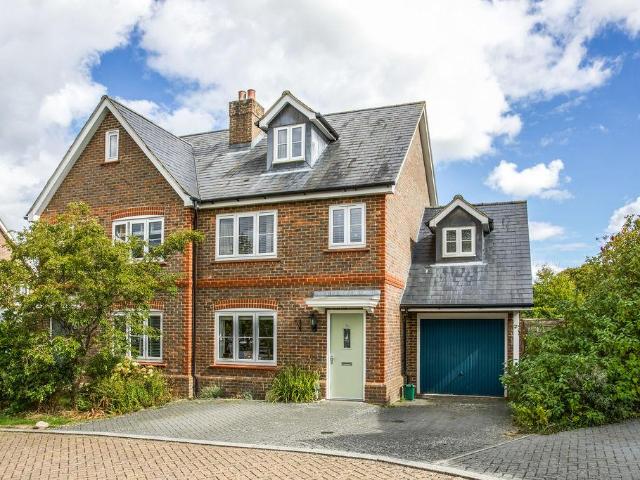 House for sale in Perryfields, West Sussex