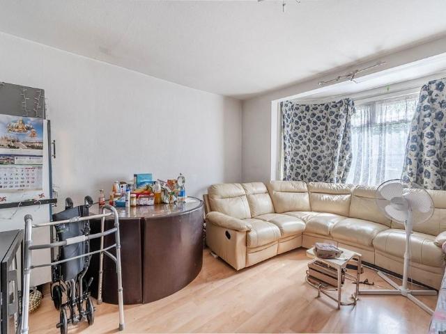 House for sale in Greater London