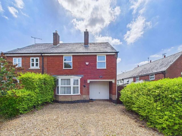 House for sale in Stanford On Avon, Leicestershire
