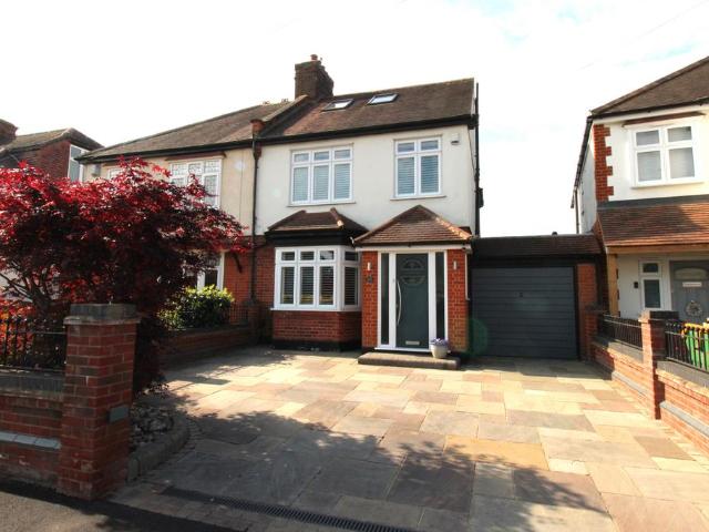 House for sale in Upminster, Greater London