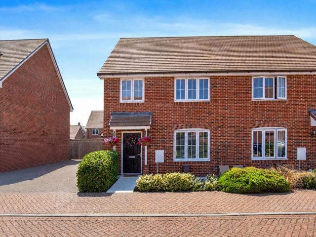 House for sale in Aldingbourne, Clapham