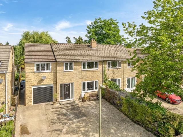 House for sale in Black Bourton, Oxfordshire