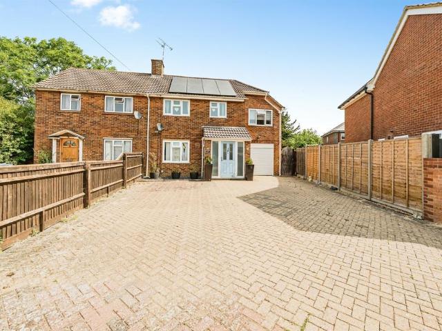 House for sale in Southcourt, Aylesbury