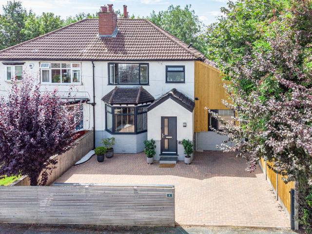 House for sale in Moortown, West Yorkshire