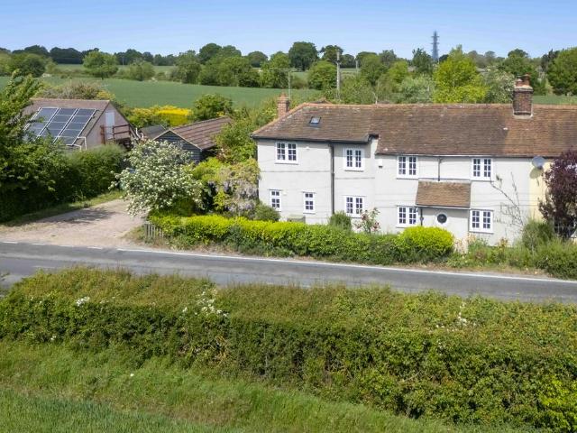 House for sale in Chipping Hill, Essex