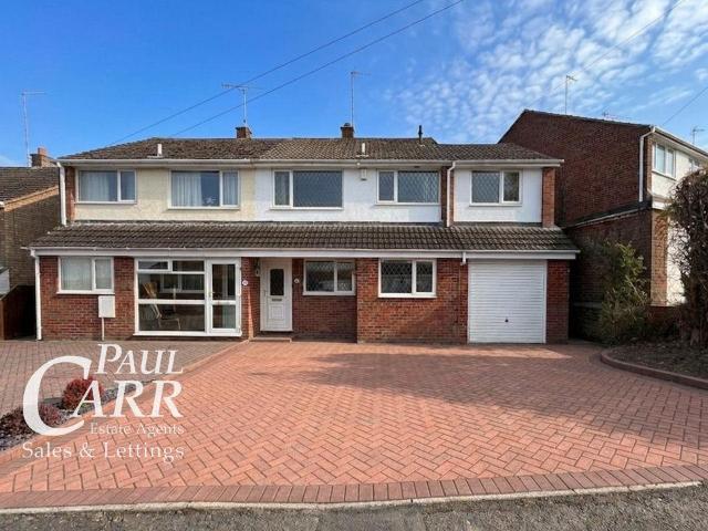 House for sale in Gun Hill, Warwickshire