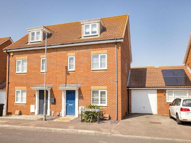 House for sale in Dumpton Gap, Acol