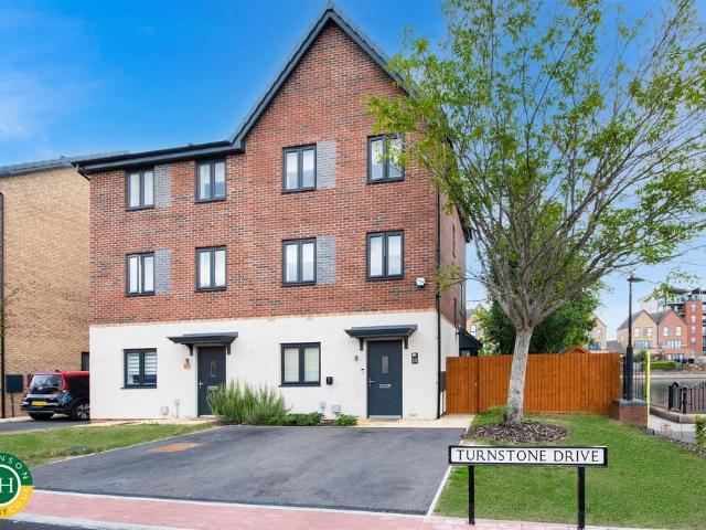 House for sale in Lakeside, South Yorkshire