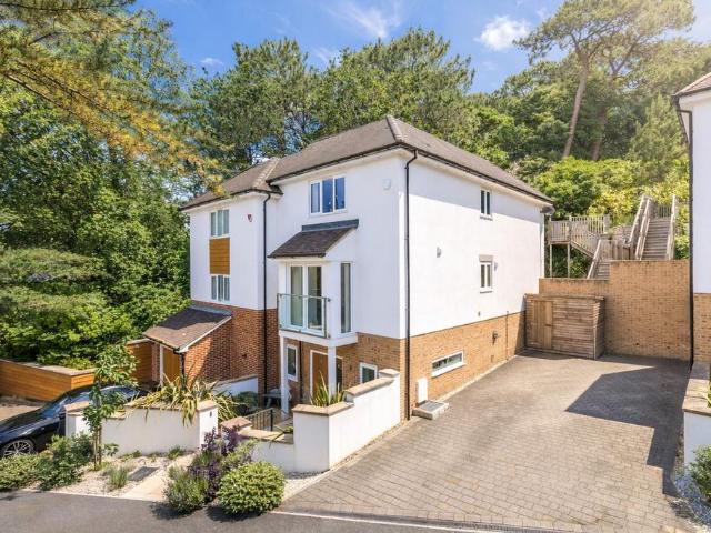 House for sale in Parkstone, Poole