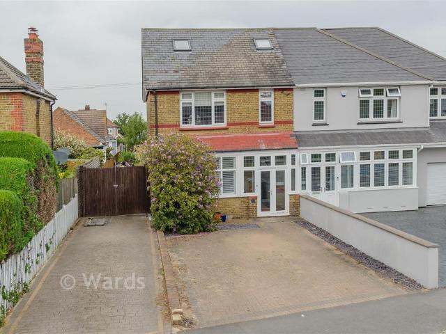House for sale in Barnehurst, Greater London