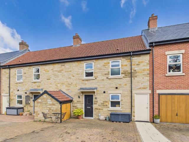House for sale in Alnwick, Northumberland