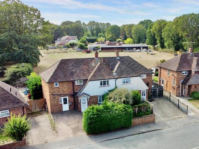 House for sale in Windlesham, Surrey Heath