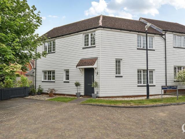 House for sale in Eden Village, Oad Street
