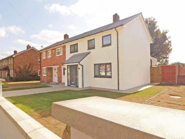 House for sale in Hayes, Greater London