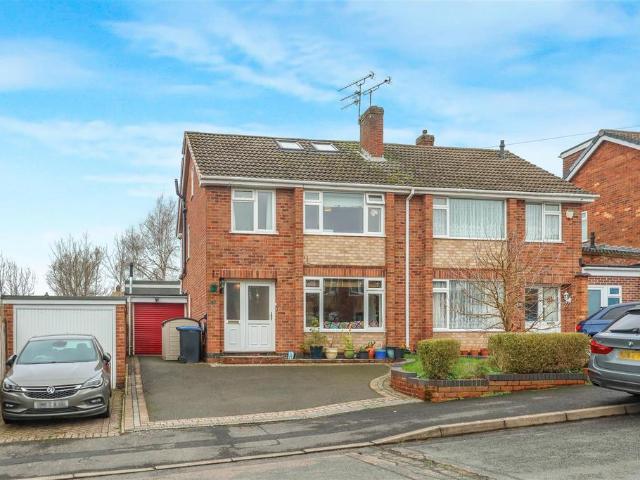House for sale in Castle Green, Green Close