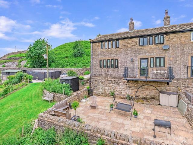 House for sale in Keighley, West Yorkshire