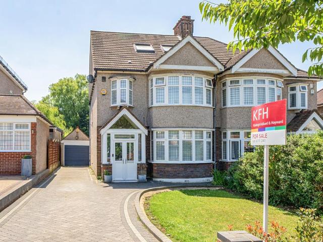 House for sale in West Wickham, Greater London