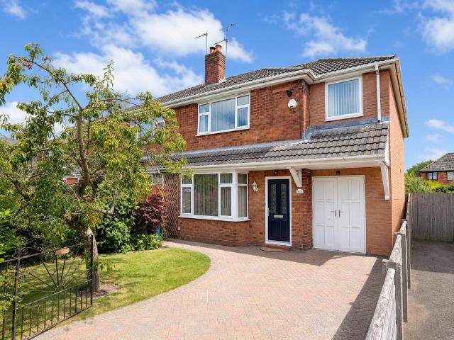 House for sale in Middlewich