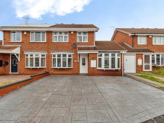 House for sale in Snapes Green, West Midlands