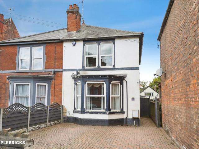 House for sale in Beamhurst, Staffordshire