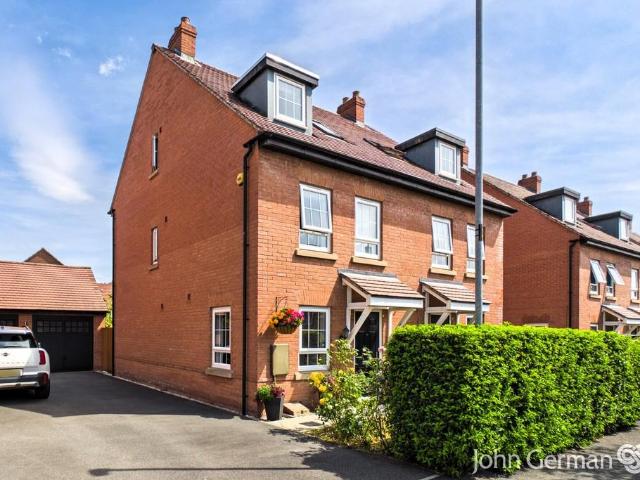 House for sale in Ashby-de-la-zouch, Leicestershire
