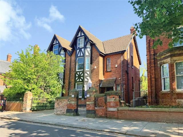 House for sale in City Centre, Wheatley