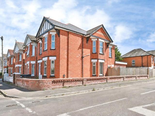 House for sale in Charminster, Bournemouth