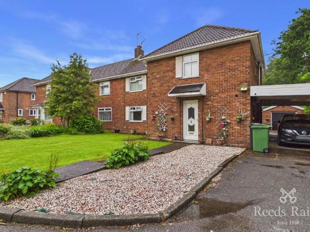 House for sale in Houghton Green, Warrington