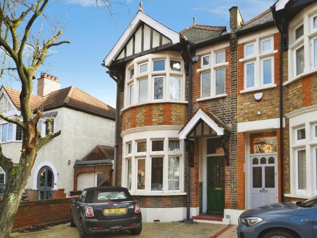 House for sale in Wanstead, Greater London