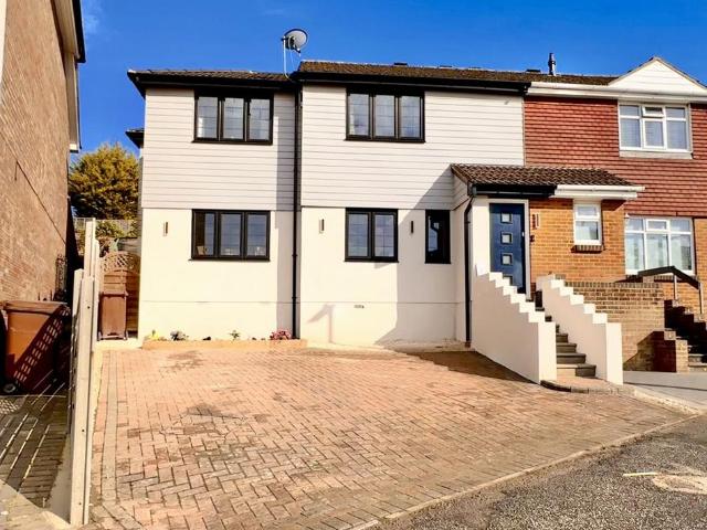 House for sale in Wayfield, Chatham
