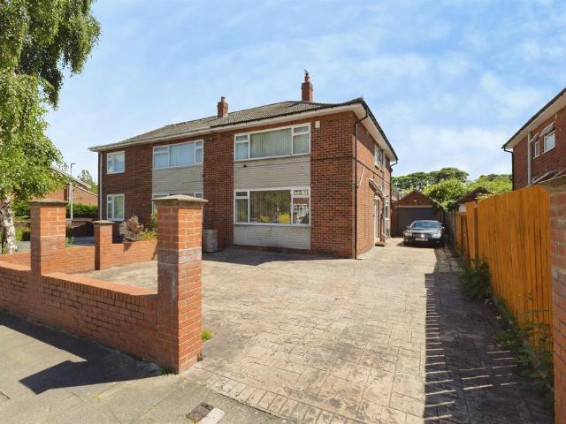 House for sale in Acklam, Normanby