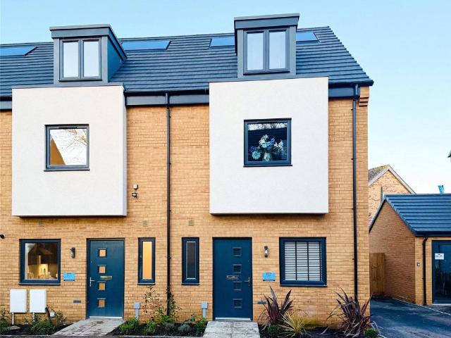 House for sale in Rowanfield, Golden Valley