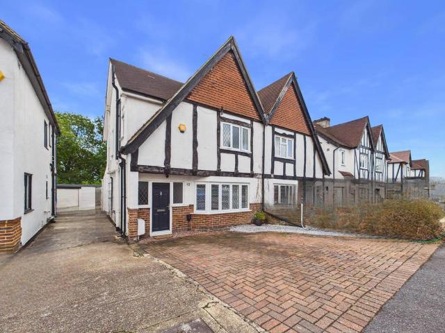 House for sale in London Borough of Croydon, Greater London