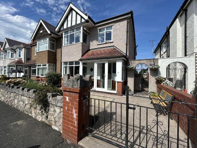 House for sale in Colwyn Bay, Wales