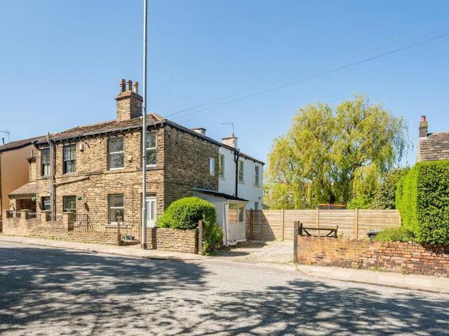 House for sale in Drighlington