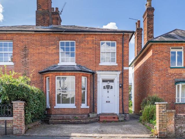 House for sale in Rose Hill, Pachesham Park