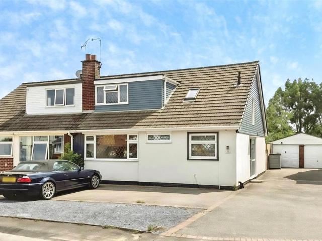 House for sale in Whitestone, Camp Hill