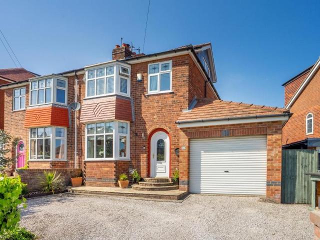 House for sale in High Field, York