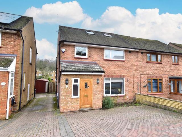House for sale in Batchworth, Hertfordshire
