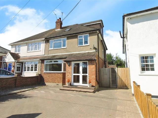 House for sale in Navestock Side, Essex