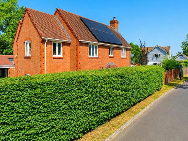 House for sale in Hart, Hampshire